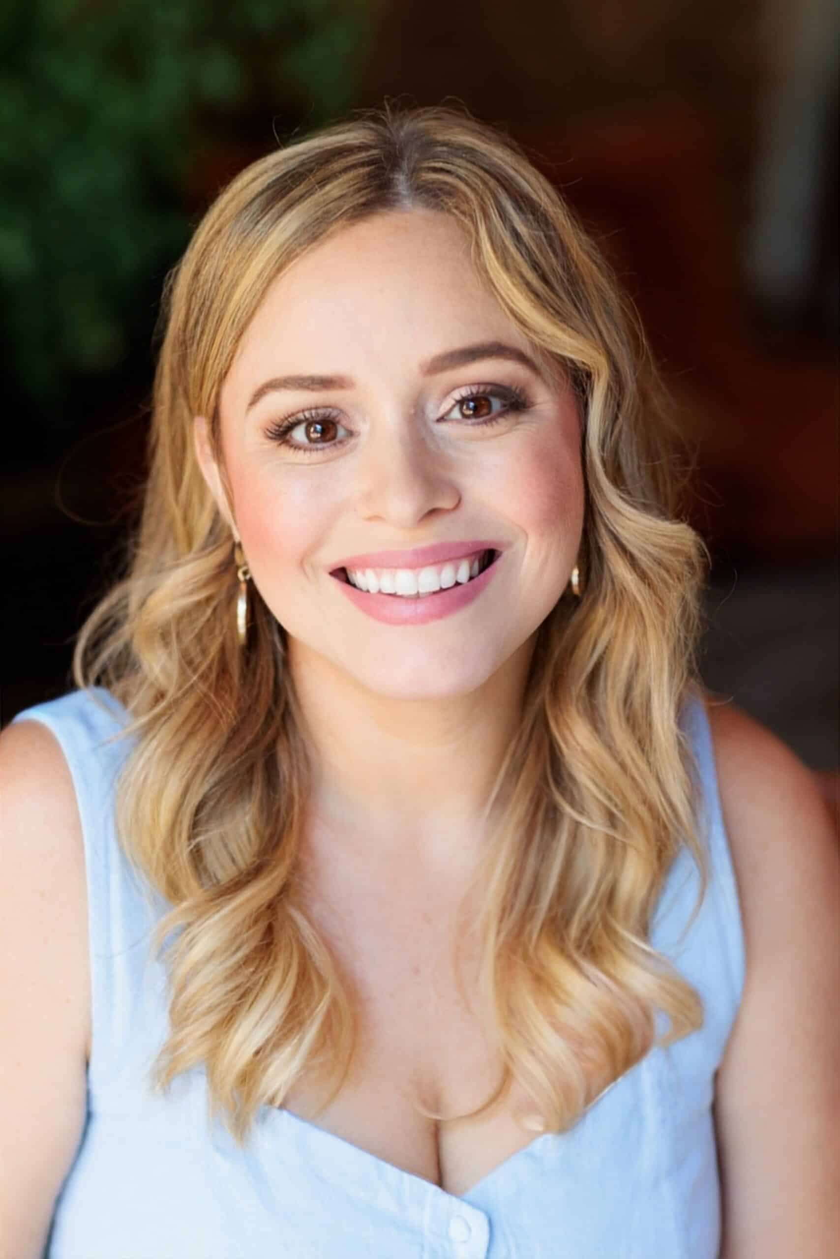 Anna Smith, EA